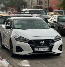 Nissan Maxima